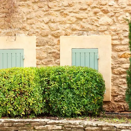 Holiday home Mas Des Cedres Menerbes